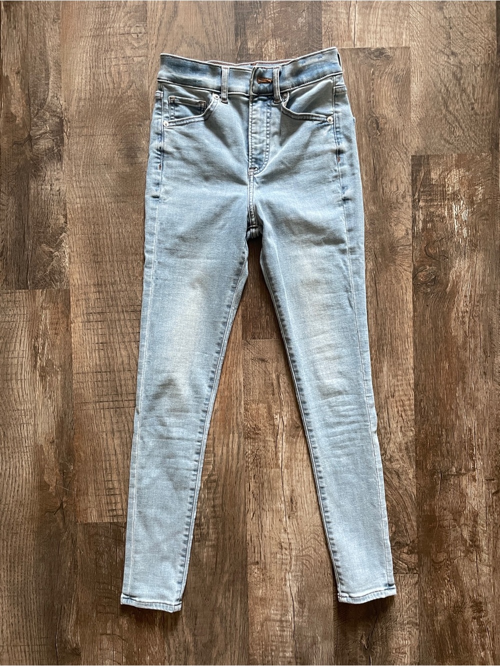 Express size 00 light wash jeggings skinny jeans